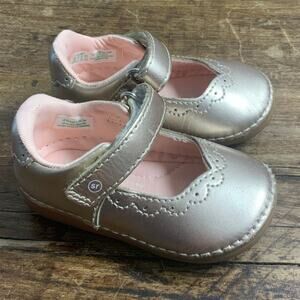 Stride Right dress shoes size 4W